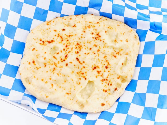 Classic Cheese Fatayer.